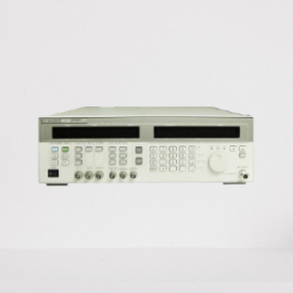 HEWLETT 83731B Synthesized Signal Generator, 1  20 GHz